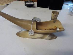 lot 6265 image: animal horn ashtray 12 long x 5 tall