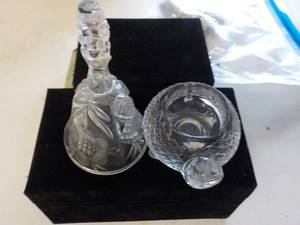 lot 6268 image: crystal bell and frog