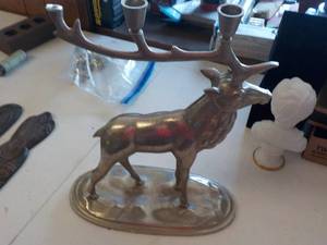 lot 6293 image: heavy deere candle holder missing one antler 15 tall x 13 long x 6 wide