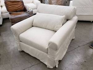 lot 46989 image: York Roll Arm Deep Seat Slipcovered Armchair