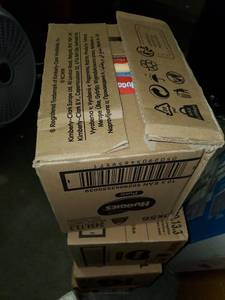 lot 1588 image: Huggies Pure Baby Wipes 10 Packs Of 56 Cleaning Wipes