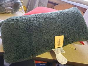 lot 1657 image: Mudhut Handwoven Multi Burst Toss Pillow (18x18)