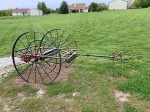 lot 134 image: Antique horse drawn fire hose reel