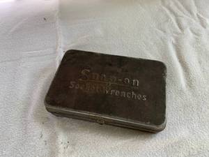 lot 5 image: Snap-on Socket set Small
