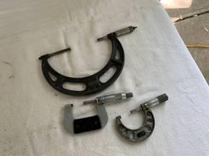 lot 34 image: Starrett Micrometer 3pc Set