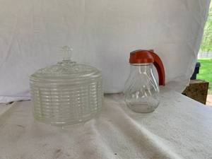 lot 54 image: Candy DishSyrup Glass Lot