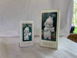 lot 64 image: 2PC Precious Moments Lot