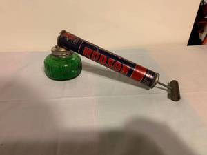 lot 121 image: Vintage Hudson Sprayer