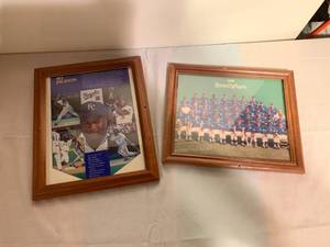 lot 128 image: 2PC Royals Baseball Lot