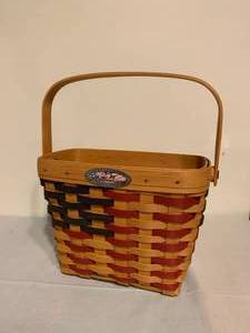 lot 148 image: 1998 SIGNED Longaberger Anniversary Basket