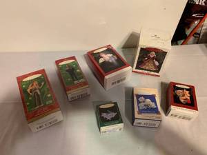 lot 156 image: Hallmark Ornaments Lot