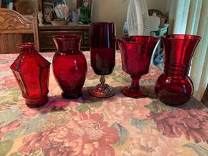 lot 214 image: 5PC Ruby Red Set