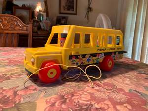 lot 228 image: Fisher Price Bus Toy Lot