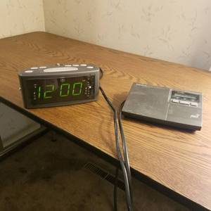 lot 1409 image: Weather Radio and Clock Radio