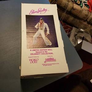 lot 1425 image: Elvis Presley limited edition doll
