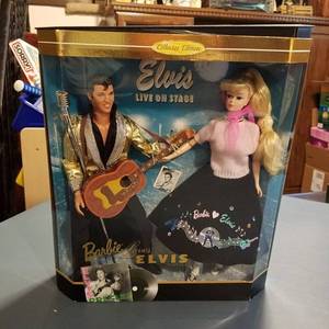 lot 1440 image: Barbie loves Elvis gift set