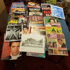 lot 1443 image: Elvis magazines and paperwork memorabilia