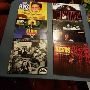 lot 1448 image: 10 vinyl Elvis records