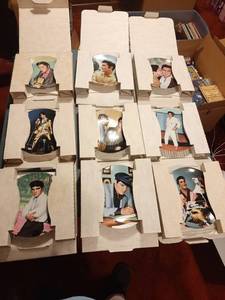 lot 1466 image: 16 Elvis Plates