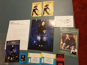 lot 1472 image: Autographed Pictures