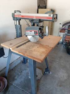 lot 1538 image: Craftsman 10 Radial Arm Saw