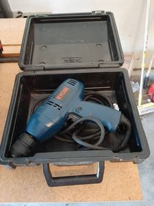 lot 1540 image: Ryobi Drill in Craftsman Case