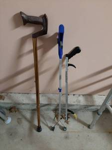 lot 1583 image: Cane and 2 Grabbers