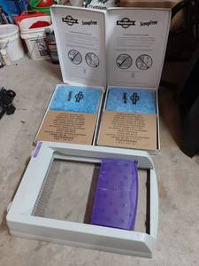 lot 1608 image: Pet Safe Scoop Free Litter Box