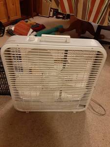 lot 1646 image: Fan
