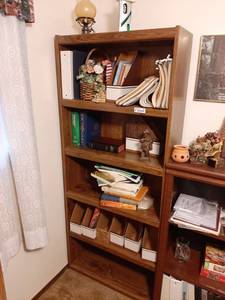 lot 1684 image: Bookshelf - No Contents