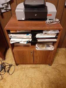 lot 1687 image: Printer Stand - No Contents