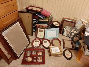 lot 1689 image: Large Lot of Picture Frames and Albums
