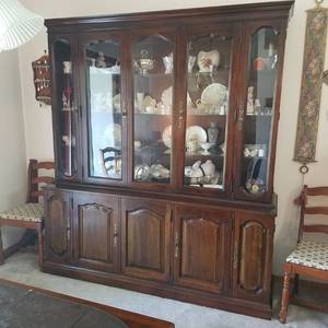 lot 1715 image: china cabinet - no contents - Davis cabinet company - solid cherry