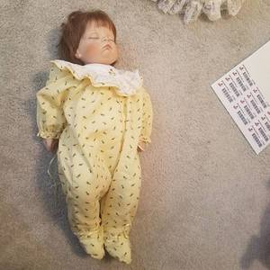 lot 1738 image: sleeping baby doll