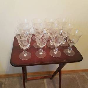lot 1844 image: set of 12 etched Crystal stemware