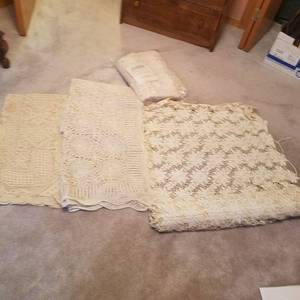 lot 1868 image: Crocheted Tablecloth - condition unknown, did not unfold completely