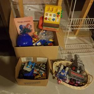 lot 1879 image: three boxes of toys