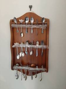 lot 1781 image: Collectors Spoons and Rack