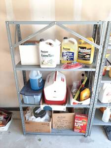 lot 1804 image: Shelf and Contents