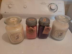 lot 1806 image: 4 Candles
