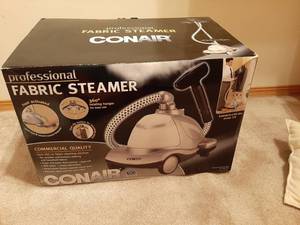 lot 1823 image: Conair Fabric Steamer