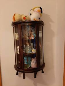 lot 1825 image: Miniature Cabinet and Contents