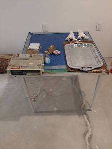 lot 1911 image: Card Table and Contents