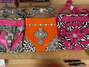 lot 3 image: 3 western style purses