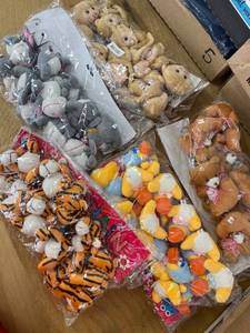 lot 9 image: stuffed animal keychains