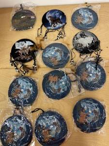 lot 1121 image: Native American decor - 10 velvet mandelas (small, approx inch diameter)