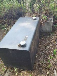 lot 201 image: 2 tanks, appear full, contents unknown