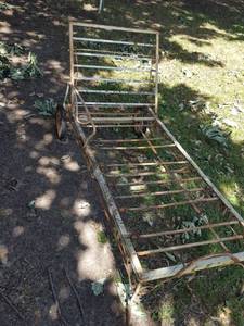 lot 219 image: vintage patiopool lounger