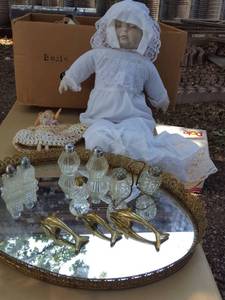 lot 254 image: assorted decor and doll