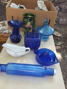 lot 268 image: assorted glassware